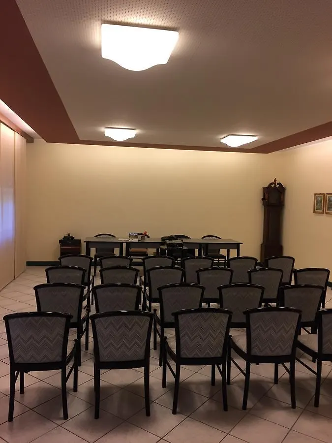 Hotel Passacor - Business & Bike Sermide